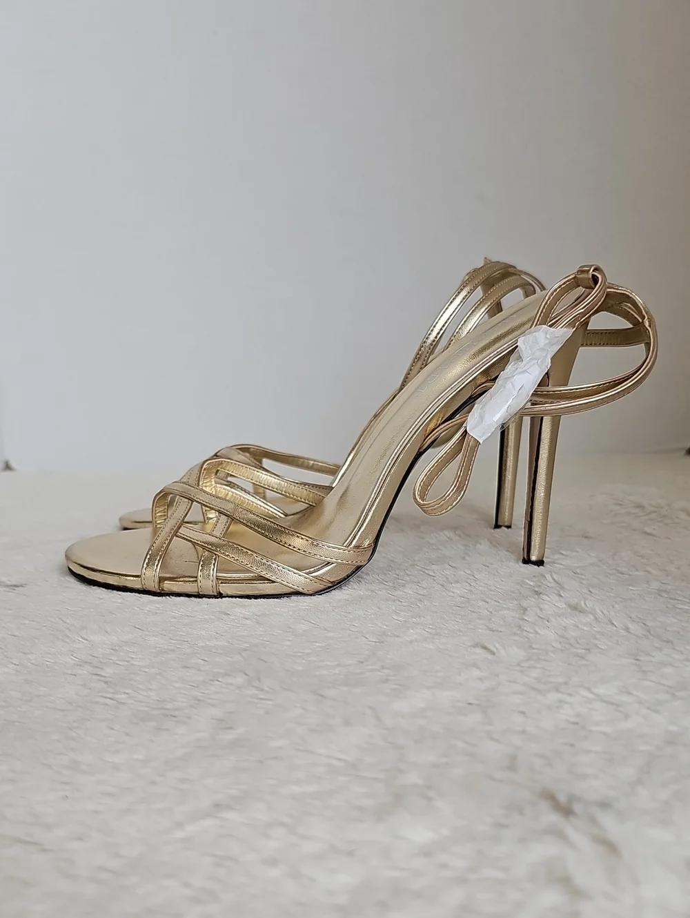 ​HOCHEART Metallic Gold Strappy High Heels Stiletto Sandals - Size 8.5 (NWT)